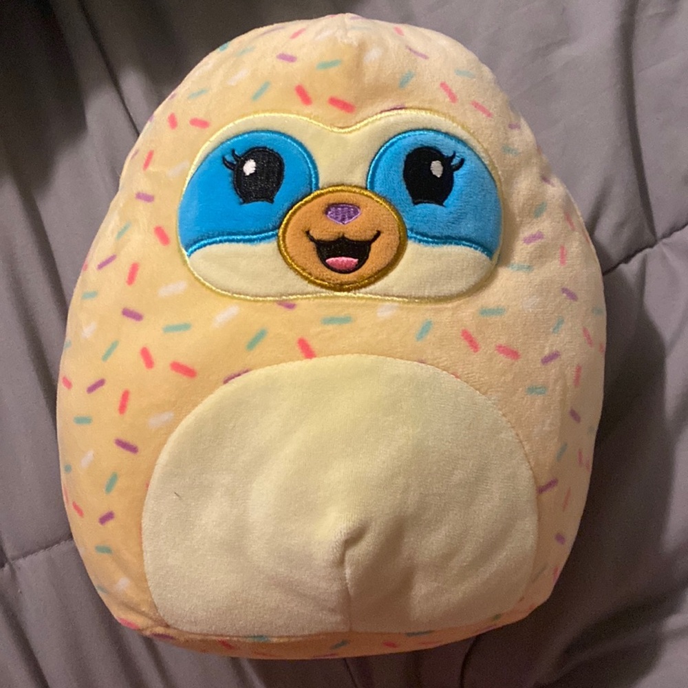 Buzz the Sloth Squishmallow (Scented)